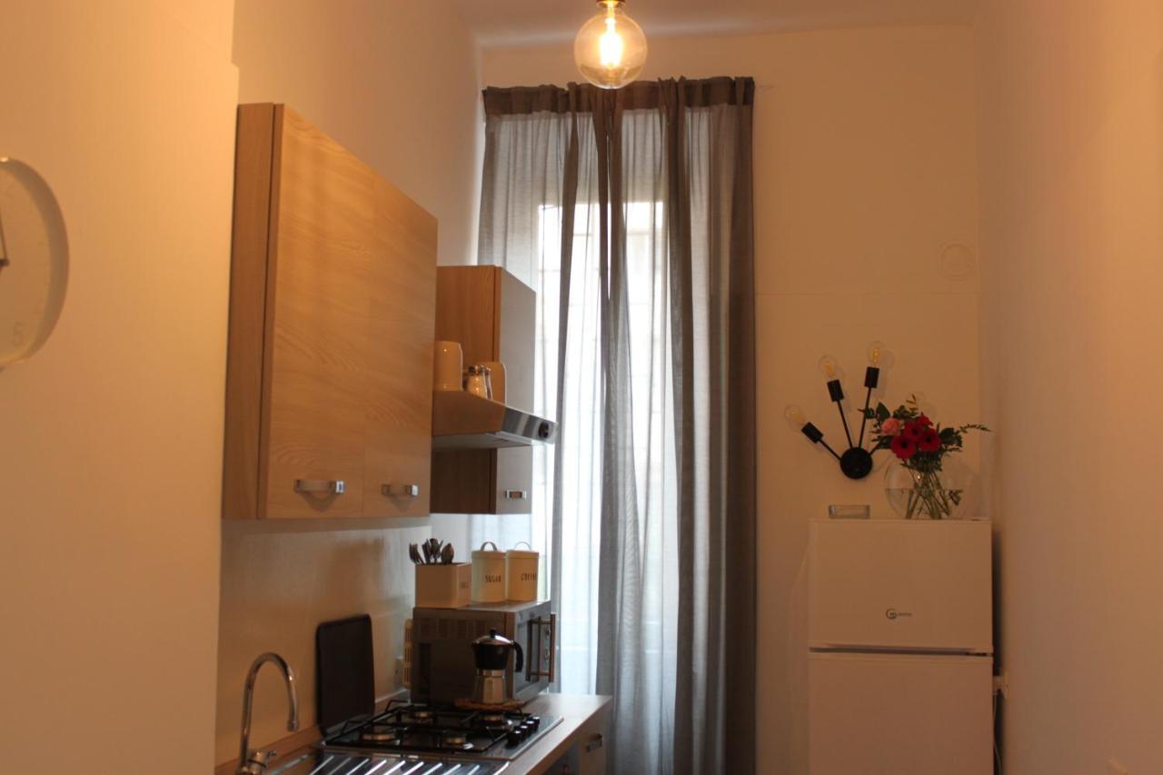 Casa Luna - Accomodation In Santa Maria Maggiore Рим Экстерьер фото